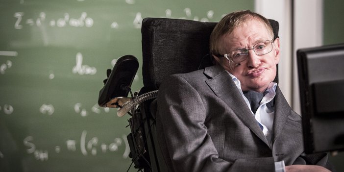 Stephen Hawking’in ofis eşyaları sergileniyor