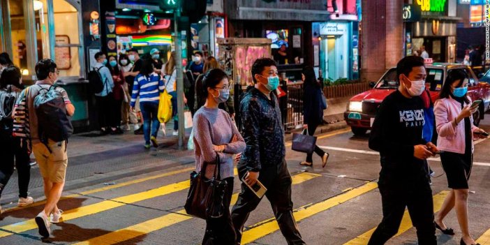 Hong Kong'da Kovid-19 vaka sayılarında rekor kırıldı