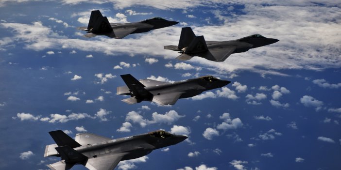 ABD, BAE'ye F-22 savaş uçaklarını gönderdi