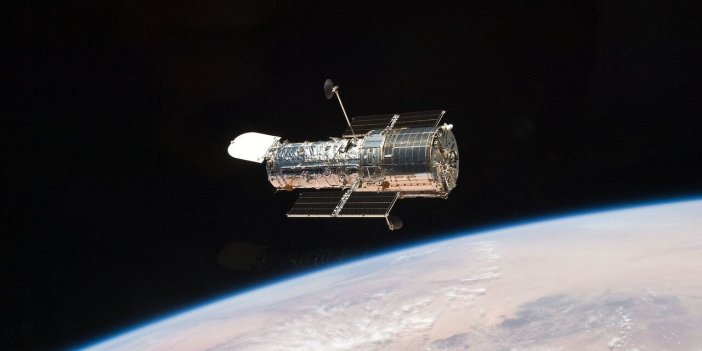 Hubble Uzay Teleskopu, nadir bulunan bir çift gökada tespit etti
