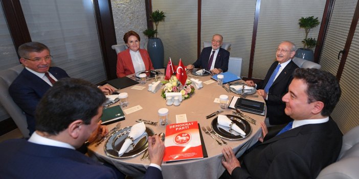 5 lider ikna etti, Davutoğlu tarihi zirvedeki önerisinden vazgeçti