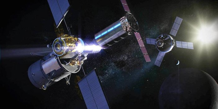 NASA, devasa uyduları roketlere nasıl yerleştiriyor