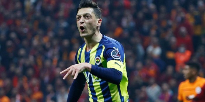 Mesut Özil'den Fenerbahçe taraftarına müjdeli mesaj