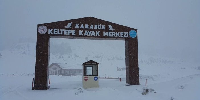 Karabük'te kar yağışı etkili oluyor