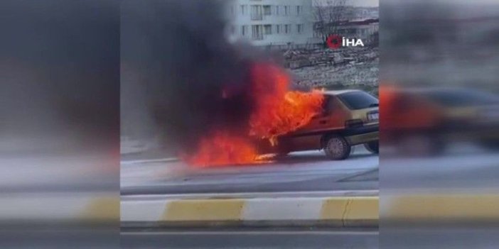 Otomobil alev alev yandı! İzleyenler 'yok artık' dedi