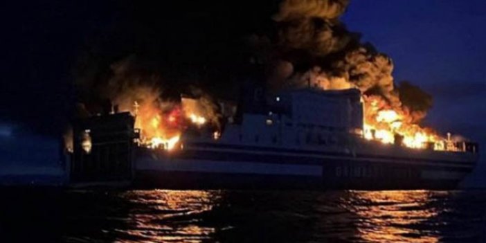 Yunanistan'da feribot yandı 1'i Türk 11 kişi kayıp