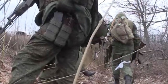 Rus ve Ukrayna ordusunun sıcak çatışması başladı! İşte ilk görüntüler
