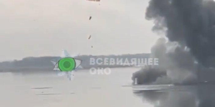 Rus uçağı vuruldu. Pilot kendini böyle kurtardı
