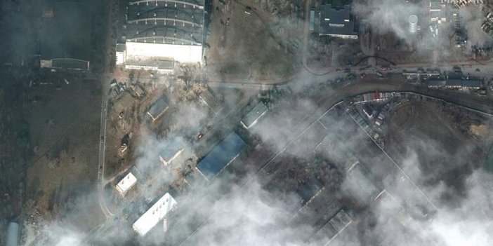 Rus ordusu Kiev'in kapısına dayandı. 5 km'lik konvoy uzaydan görüntülendi
