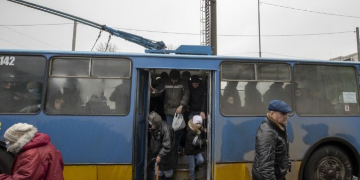 Rusya Kiev'i serbestçe yakıp yıkmak için sivillerin tahliyesini istedi