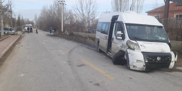 Konya'da öğrenci servisi kaza yaptı: 14 kişi yaralandı