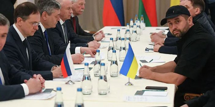 Flaş... Rusya ile Ukrayna müzakeresinden ilk bilgiler geldi! Ukrayna savaşın durması için tek şartını açıkladı!