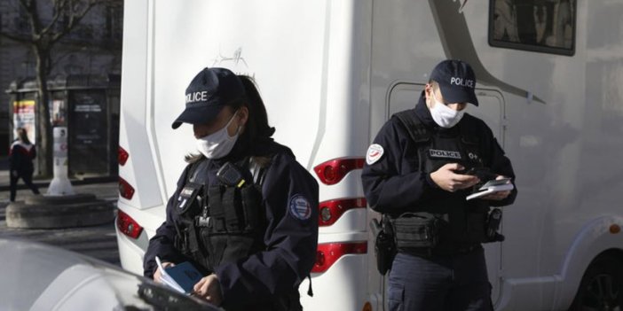 Fransa'da bir üniversitedeki bıçaklı saldırıda 4 kişi yaralandı