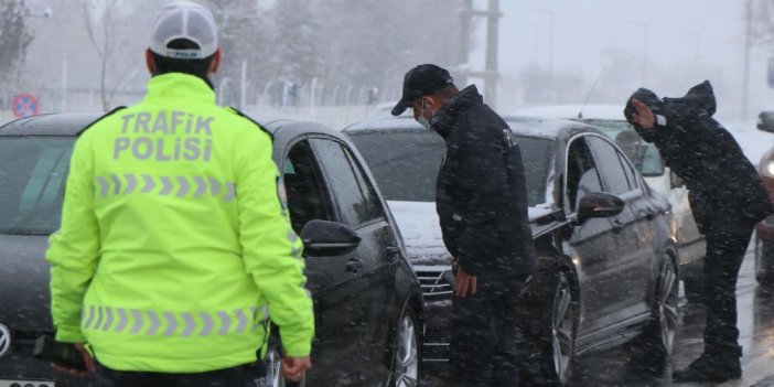 Aksaray - Konya Karayolu trafiğe kapatıldı