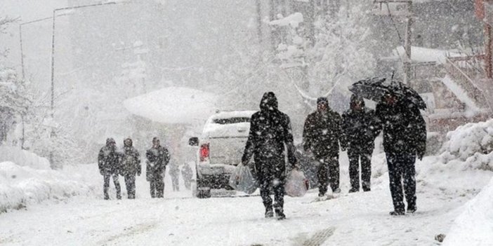 Meteoroloji kahini Kerem Ökten, İstanbul'da kar yağışının etkili olacağı günleri açıkladı