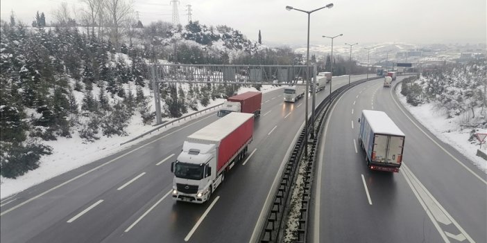 Tır ve kamyonların İstanbul ve Anadolu’ya geçişine izin çıktı