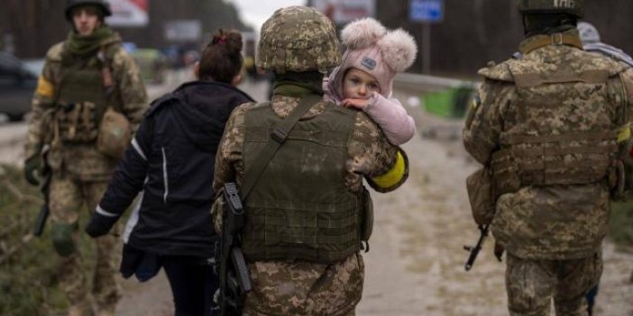 Ukrayna: Rusya'nın saldırılarında 97 çocuk öldü