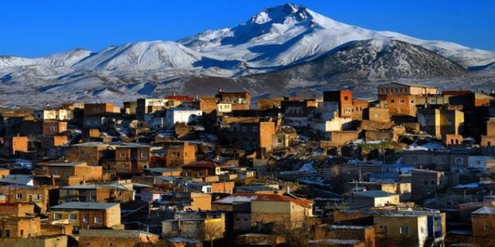 Kayseri İncesu'da tek katlı ev ve avlusu mahkemeden satılıktır (çoklu satış)