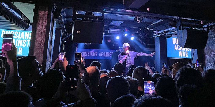 Ünlü Rus Rapçi Kadıköy'de Ukrayna'ya destek konseri verdi!