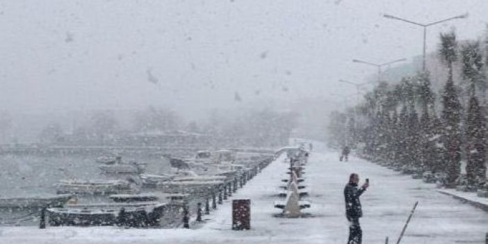Vali Yerlikaya'dan İstanbul için flaş kar uyarısı