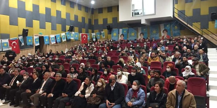 Adana'da İYİ Parti'ye toplu katılım