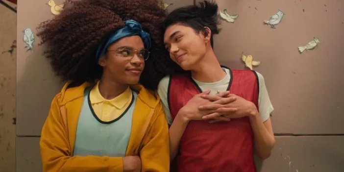 Netflix'e romantik drama LGBTQ dizisi geliyor
