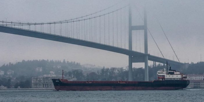 İstanbul Boğazı gemi girişlerine kapatıldı