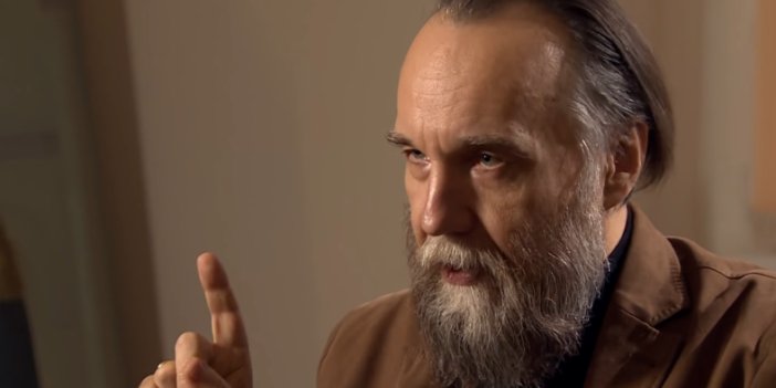 Putin'in 'beynimin yarısı' dediği Dugin’den korkunç ifadeler: Dünyayı yok ederiz