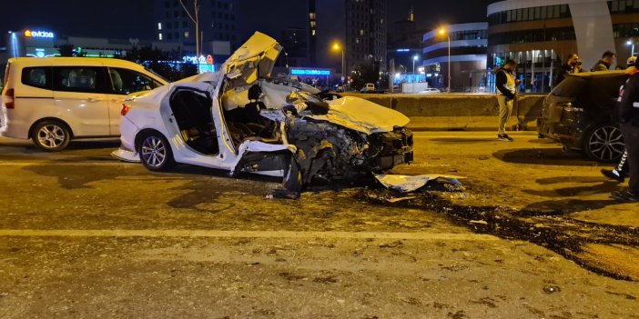 Kadıköy E5 Karayolunda katliam gibi kaza: 1 ölü 1 yaralı