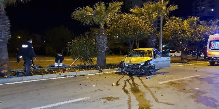 Adana'da turunç toplayan kadınlara otomobil çarptı: 3 ölü