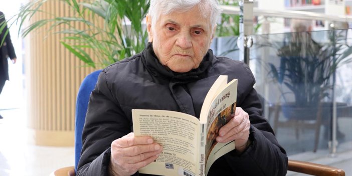 91 yaşında, 50 yıldır ayda en az 3 kitap okuyor