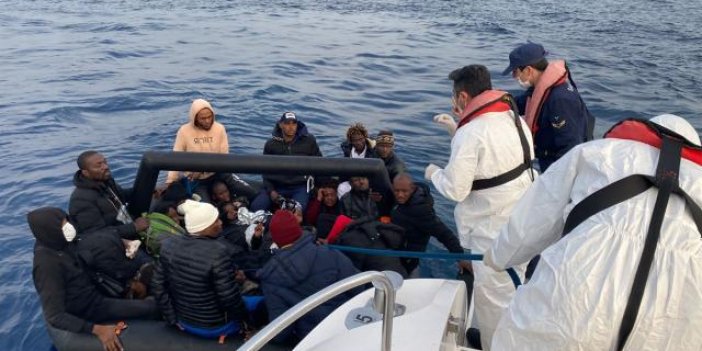 Marmaris'te 71 düzensiz göçmen kurtarıldı