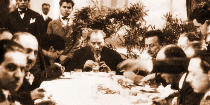 Atatürk, Ramazan’da nasıl yaşardı? Hz. Muhammed’e nasıl hitap ederdi?