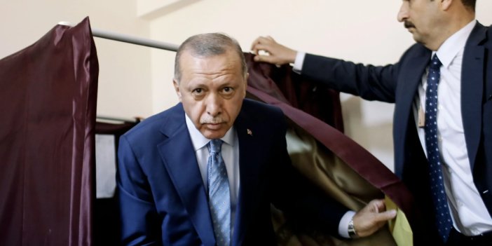 İktidara yakın medya Erdoğan'ın Saray'da hangi şirketlerle görüştüğünü açıkladı. Kulisleri hareketlendiren seçim iddiası