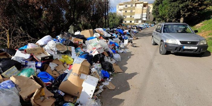 Beyrut sokaklarında yeniden çöp yığınları oluştu