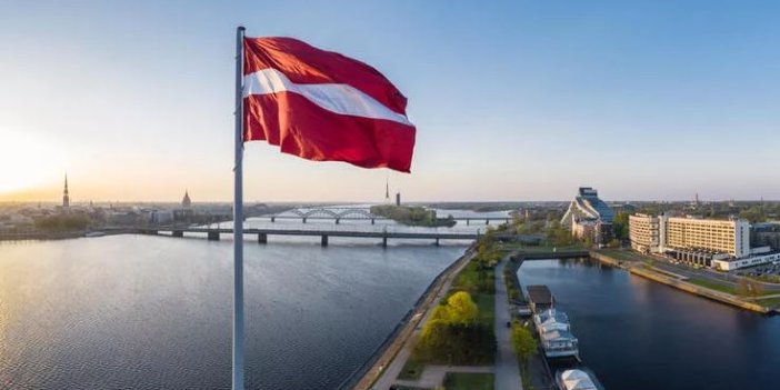 Letonya ülkedeki Rus konsolosluklarını kapatıyor