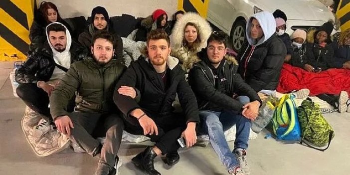 Ukrayna’daki savaş mağduru Türk üniversiteliler ‘Diploma Hakkı’ Talep Ediyor