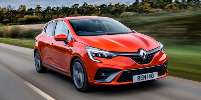 En ucuz Renault'un fiyatı bile bir ayda gaza bastı! Görenler yanına yaklaşamadı