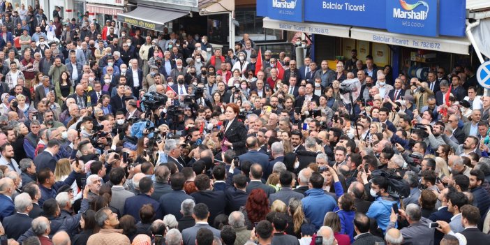 Akşener İzmir’de “Başbakan” sloganlarıyla karşılandı