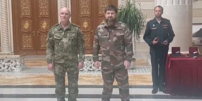 İşbirlikçi Kadirov ödülünü aldı. Rusya’nın işgaline ordusuyla destek vermişti