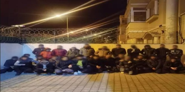 Büyükçekmece'de TIR'da 39 kaçak göçmen yakalandı