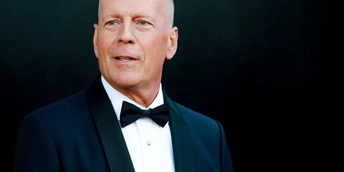 Afazi hastalığı teşhisi konulan Bruce Willis'ten ilk fotoğraf