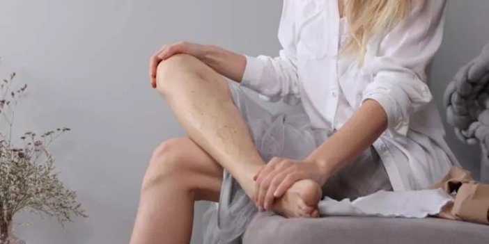 Kadınlar erkeklerden 9 kat fazla ayak ağrısı çekiyor