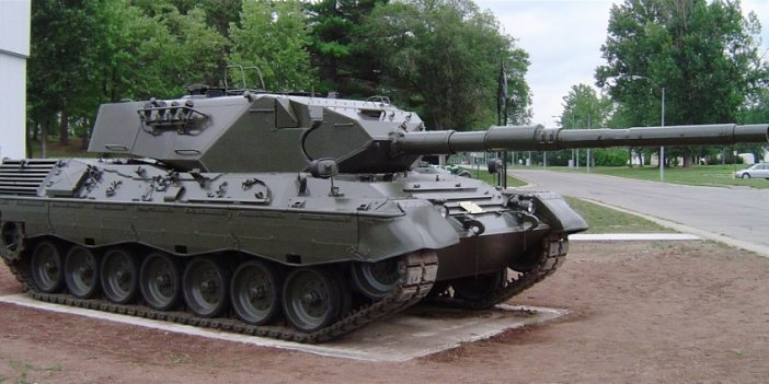 Alman silah üreticisinin Ukrayna'ya 50 tank sağlayabileceği bildirildi