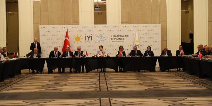 Meral Akşener İYİ Partili il başkanları toplantısına katıldı
