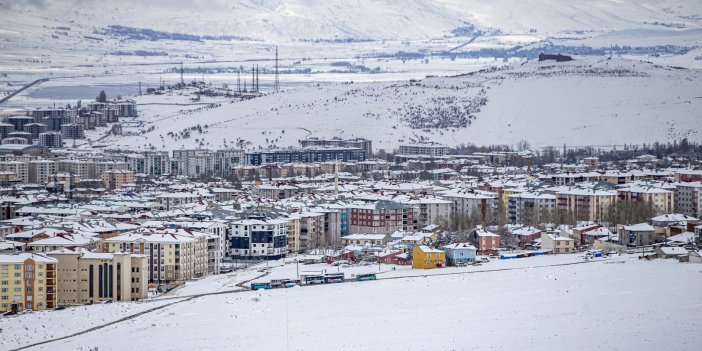 Doğuyu kar bastı Erzurum Kars Ardahan beyaza büründü