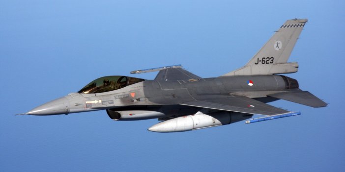 Yunanistan yine çizgiyi aştı. Türkiye’ye F-16 satmayın kampanyası başlattılar