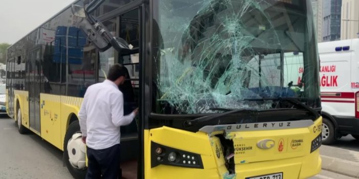 İETT otobüsü yolcu dolu minibüse çarptı