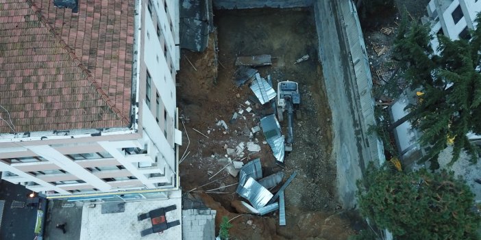 Kadıköy'de yan tarafında istinat duvarı çöken bina boşaltıldı