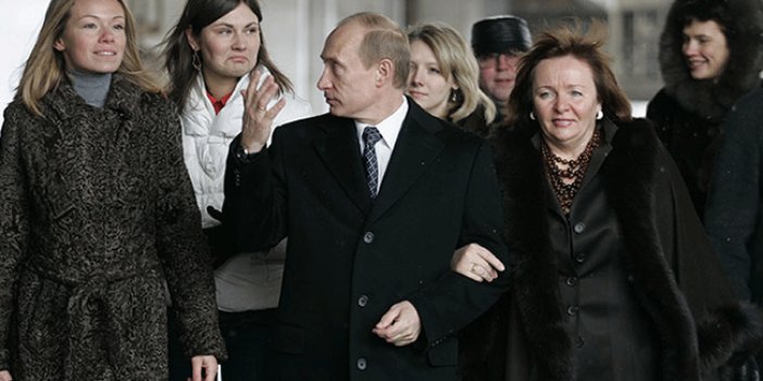 Rusya Devlet Başkanı Vladimir Putin'in kızlarına bir darbe daha